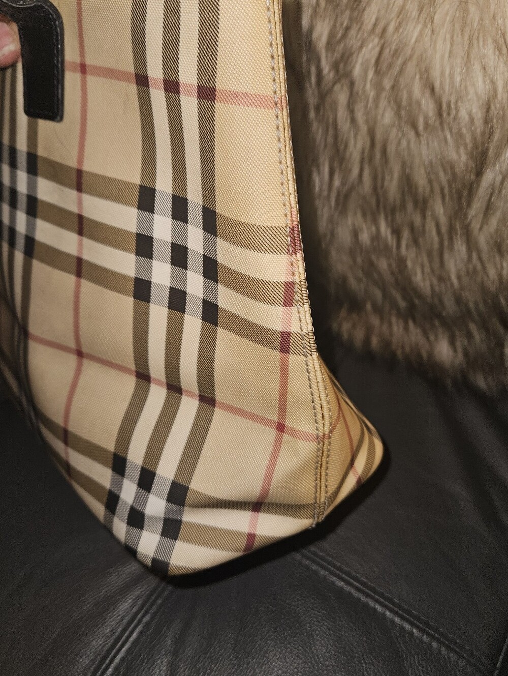 Burberry Classic Check Tote - Picture 3 of 10